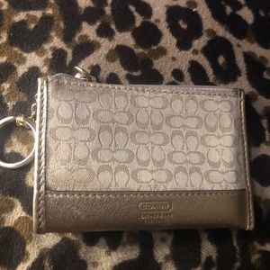 Coach adorable small card holder are anything wristlet like new